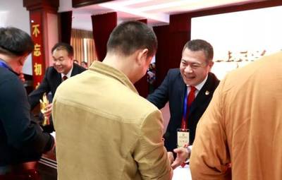 暢敘桑梓情 共謀新發(fā)展 投資興辦實業(yè)，共建家鄉(xiāng)未來
